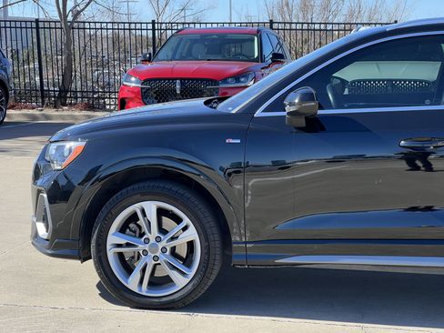 Used 2020 Audi Q3 2.0T Premium image 5