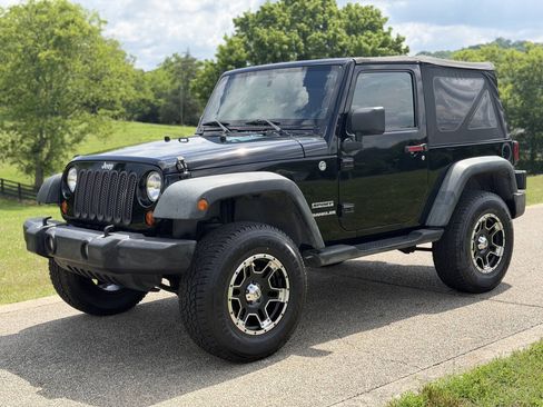Used 2013 Jeep Wrangler Sport w/ Trailer Tow Group AWD/4WD image 4