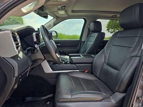 Used 2022 Toyota Tundra Limited RWD image 15