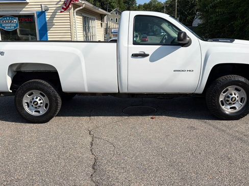 Used 2013 Chevrolet Silverado 2500 W/T AWD/4WD image 7