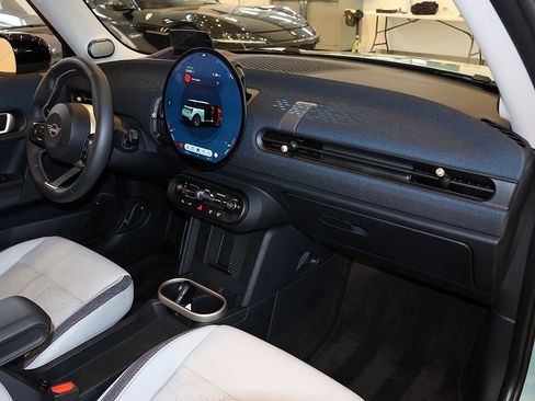 Used 2025 MINI Cooper S image 62