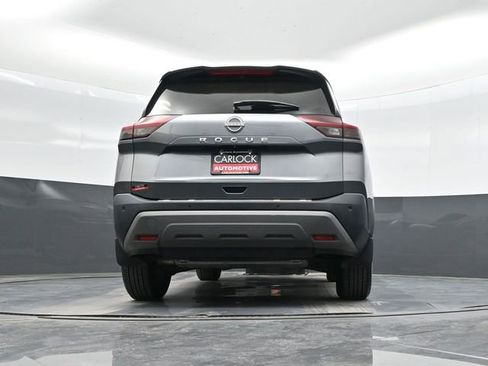 Used 2023 Nissan Rogue S image 34