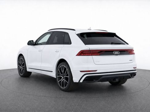 Certified 2021 Audi Q8 Premium Plus AWD/4WD image 7