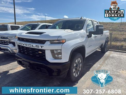 Used 2022 Chevrolet Silverado 2500 Custom w/ Custom Value Package AWD/4WD image 1