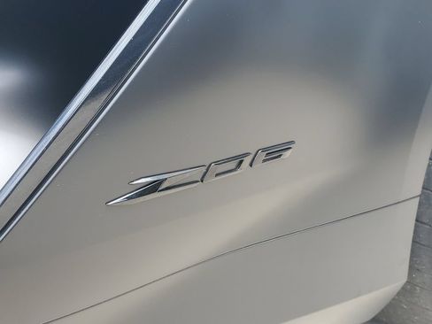 Used 2024 Chevrolet Corvette Z06 w/ Z07 Performance Package RWD image 3