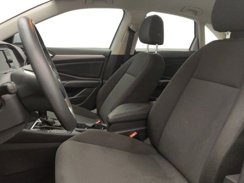 Used 2019 Volkswagen Jetta S FWD image 17