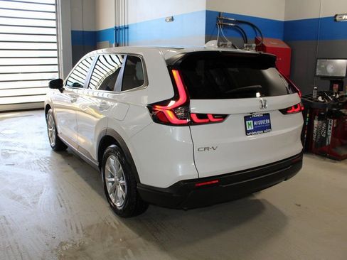 Used 2024 Honda CR-V EX-L image 42