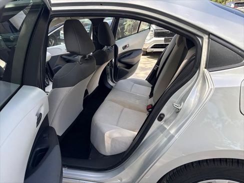 Used 2022 Toyota Corolla LE FWD image 17