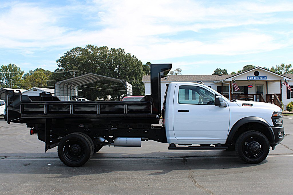 Used 2025 RAM 5500 Tradesman AWD/4WD image 9