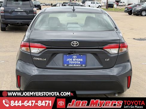 Used 2026 Toyota Corolla LE image 8