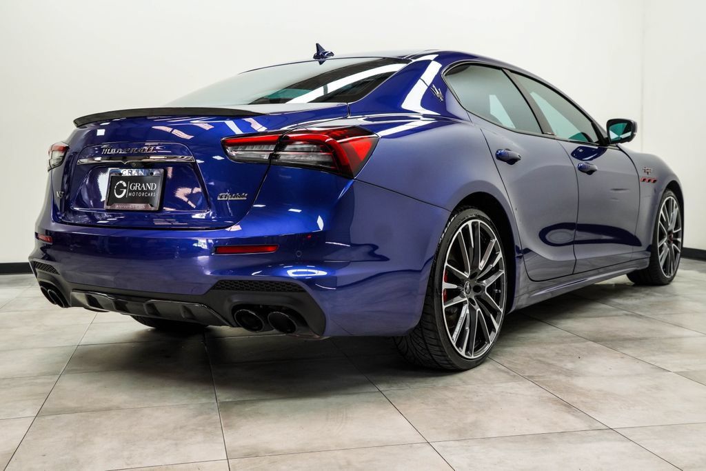 Used 2022 Maserati Ghibli Trofeo RWD image 12