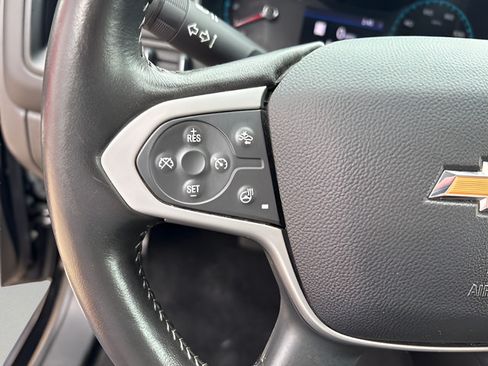 Used 2020 Chevrolet Colorado LT w/ Luxury Package AWD/4WD image 36