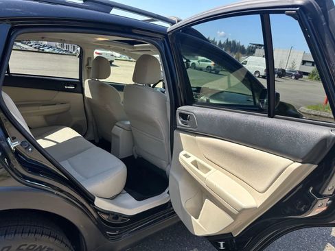 Used 2014 Subaru Crosstrek 2.0i Premium w/ Moonroof Package AWD/4WD image 13