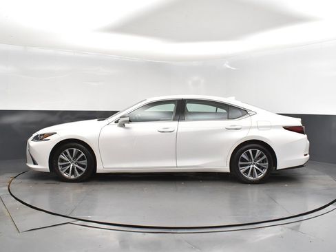 Used 2019 Lexus ES 350 image 4