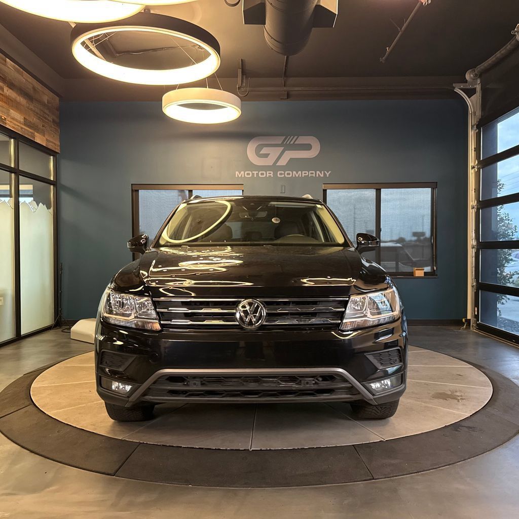 Used 2021 Volkswagen Tiguan SEL w/ 3rd Row Seat Package AWD/4WD image 8