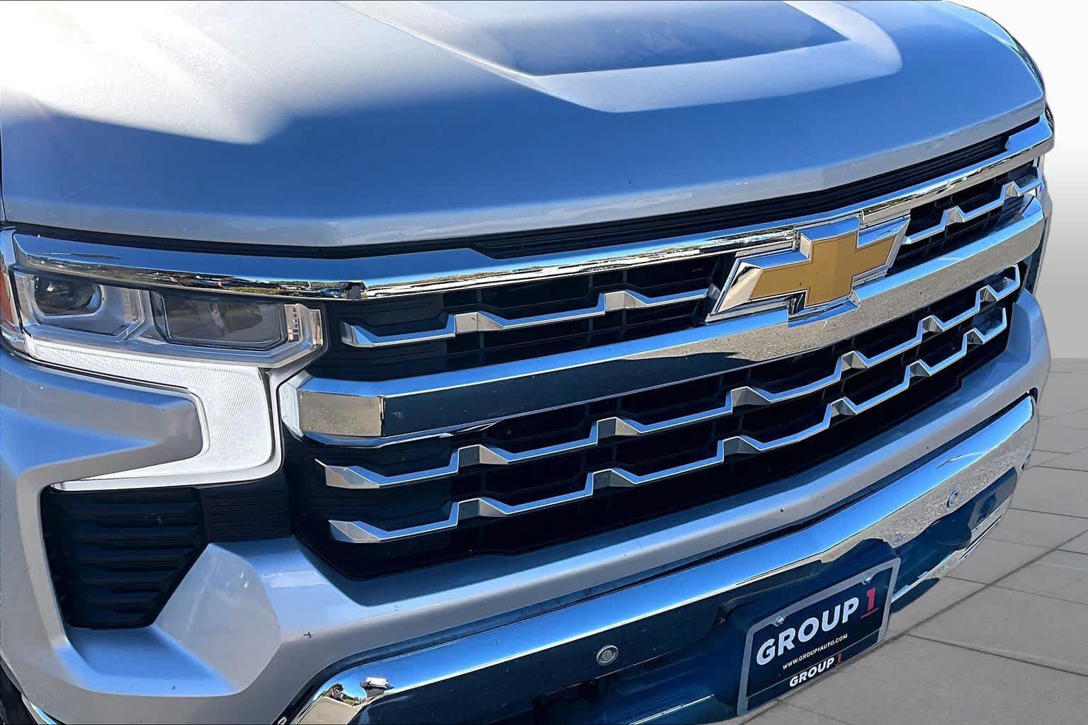 Used 2022 Chevrolet Silverado 1500 LTZ AWD/4WD image 29