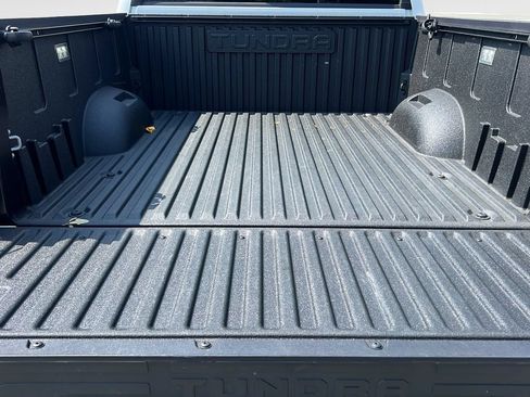 Used 2024 Toyota Tundra Limited AWD/4WD image 9