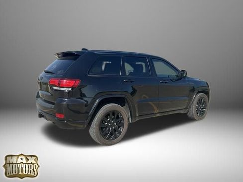 Used 2021 Jeep Grand Cherokee Laredo X AWD/4WD image 5