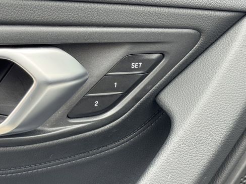 Certified 2023 BMW Z4 sDrive30i w/ Shadowloine Package image 17