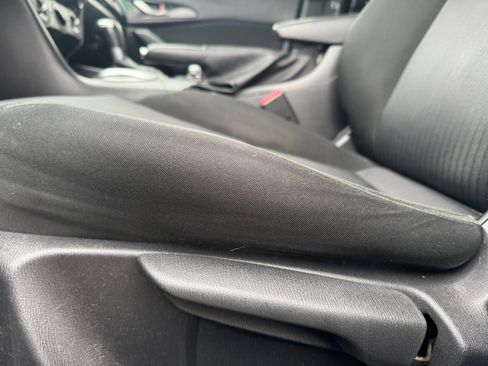 Used 2015 MAZDA MAZDA3 i Sport image 15