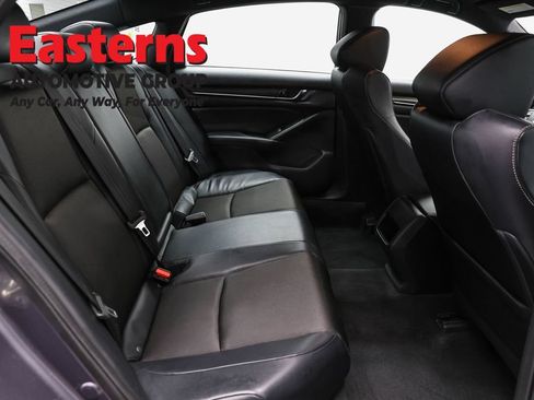 Used 2018 Honda Accord Sport image 21