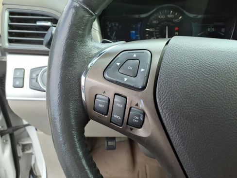 Used 2015 Lincoln MKX AWD w/ Equipment Group 102A image 18