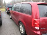 Used 2015 Dodge Grand Caravan SXT w/ UConnect Hands-Free Group image 6