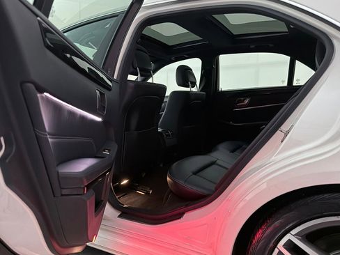 Used 2016 Mercedes-Benz E 350 4MATIC Sedan image 21