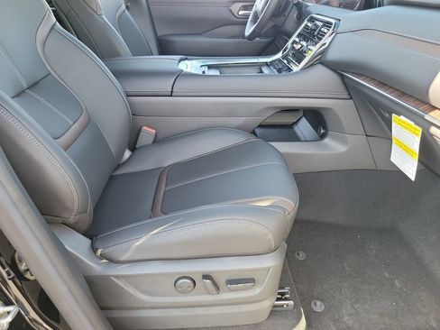 New 2026 Nissan Armada SL w/ Captain's Chari Seat Package RWD image 14
