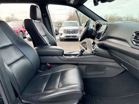 Used 2024 Dodge Durango GT image 23