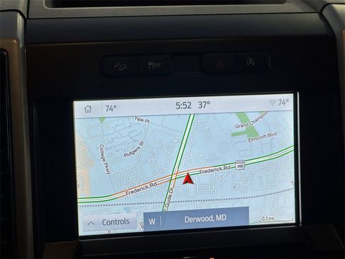 Used 2019 Ford F150 Lariat image 15