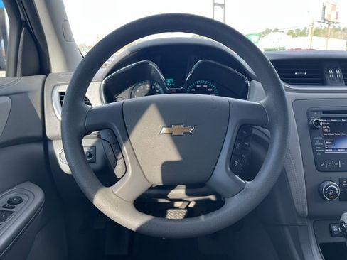 Used 2017 Chevrolet Traverse LS image 17