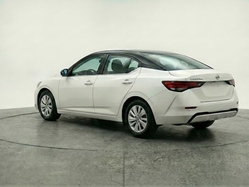 Used 2025 Nissan Sentra S FWD image 6