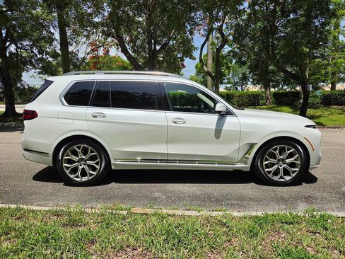 Used 2026 BMW X7 xDrive40i AWD/4WD image 8
