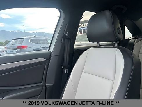 Used 2019 Volkswagen Jetta R-Line FWD image 34