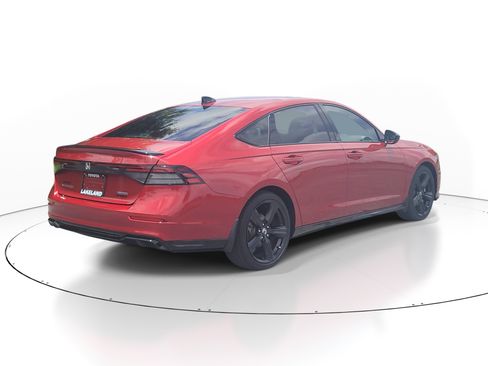 Used 2023 Honda Accord Sport image 7