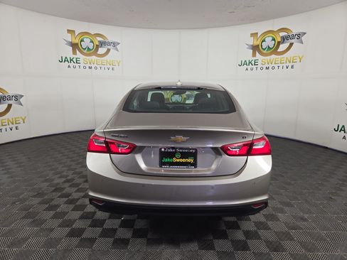 Used 2024 Chevrolet Malibu LT FWD image 7