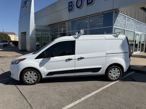 Used 2020 Ford Transit Connect XLT FWD image 2