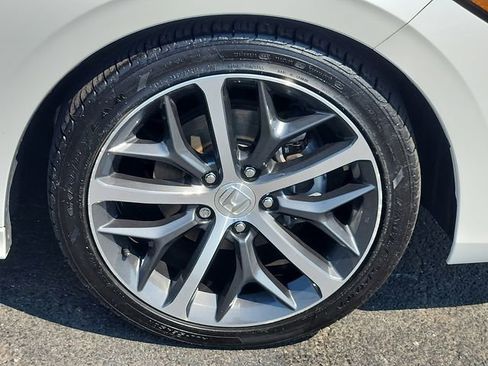 Used 2024 Honda Civic Touring image 8