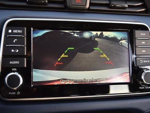 New 2025 Nissan Versa SV image 12