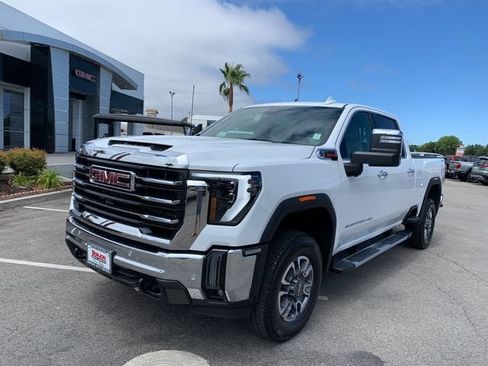 New 2026 GMC Sierra 2500 SLT w/ SLT Convenience Package AWD/4WD image 3