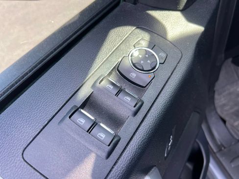 Used 2019 Ford F150 XLT w/ Equipment Group 302A Luxury AWD/4WD image 22