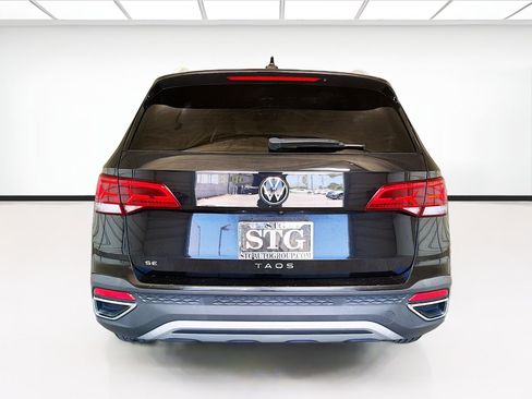 Used 2022 Volkswagen Taos SE FWD image 5