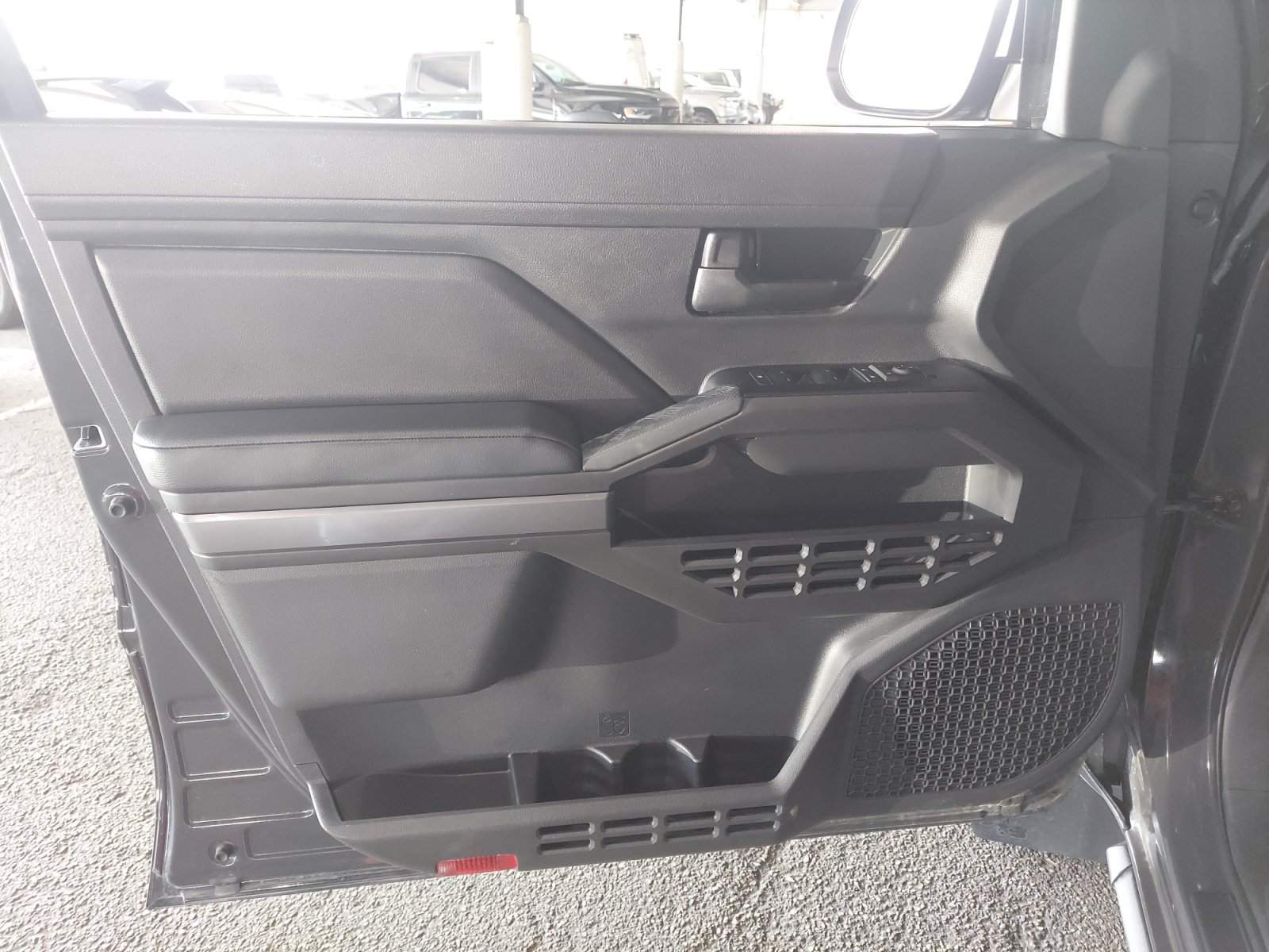 Used 2026 Toyota Tacoma SR5 AWD/4WD image 27