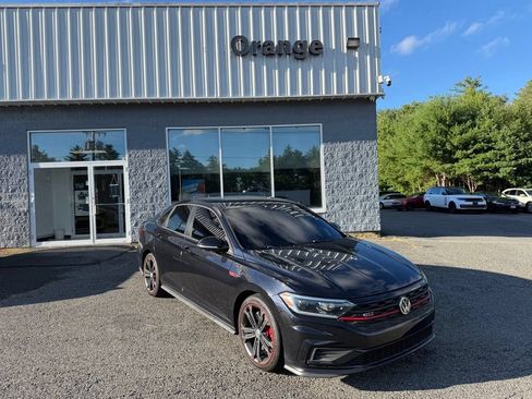 Used 2019 Volkswagen Jetta GLI FWD image 8