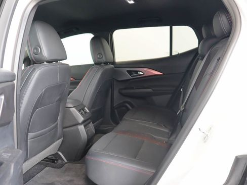 Used 2024 Chevrolet Equinox EV RS FWD image 16