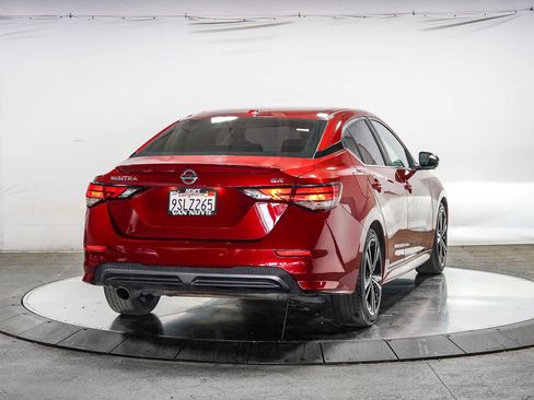 Used 2023 Nissan Sentra SR w/ SR Premium Package FWD image 4
