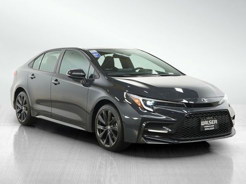 Used 2023 Toyota Corolla SE FWD image 7
