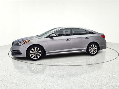 Used 2017 Hyundai Sonata Sport w/ Cargo Package FWD image 3