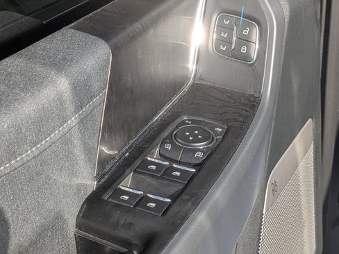 Used 2021 Ford F150 Lariat RWD image 12